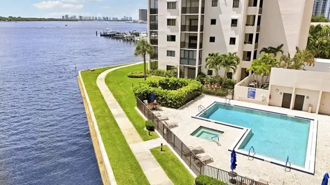 11370 Twelve Oaks Way North Palm Beach FL 33408