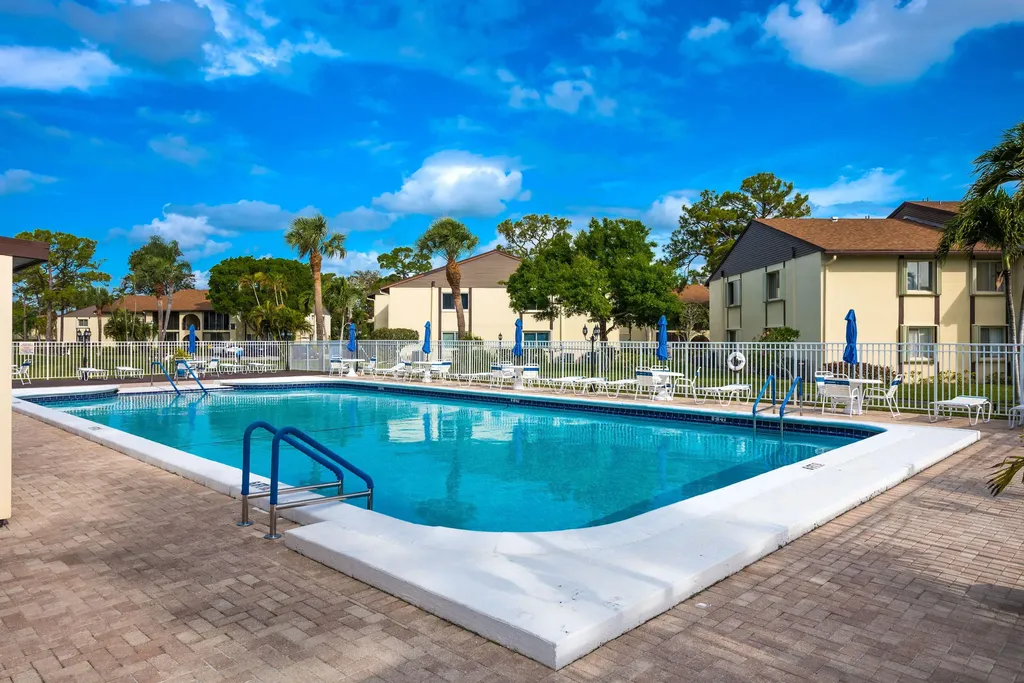 3561 Tall Pine Way Greenacres FL 33463
