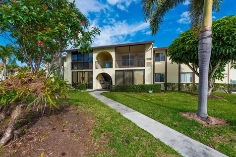 3561 Tall Pine Way Greenacres FL 33463