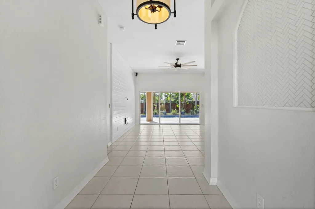 2241 SW Nightingale Terrace Port St Lucie FL 34953