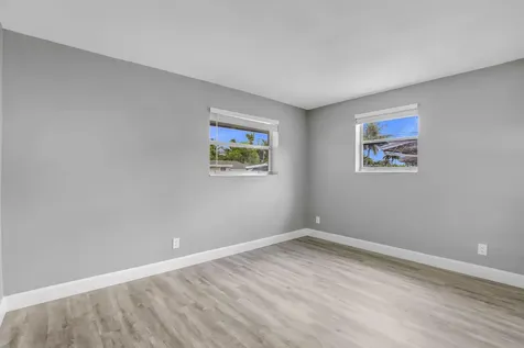 1523 SW 68th Way North Lauderdale FL 33068