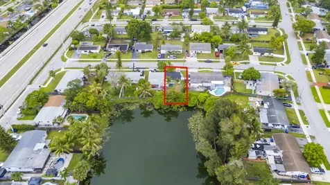 1523 SW 68th Way North Lauderdale FL 33068