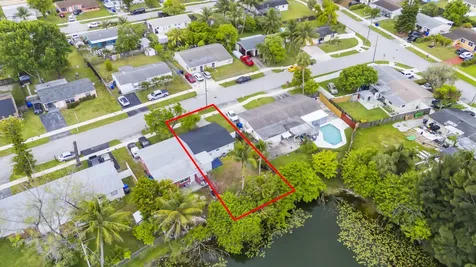 1523 SW 68th Way North Lauderdale FL 33068