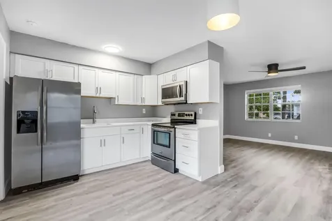 1523 SW 68th Way North Lauderdale FL 33068