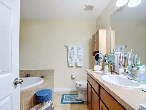 2401 Caslotti Way Cape Coral FL 33909