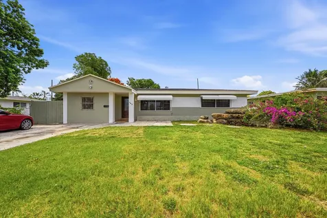 740 E Evanston Circle E Fort Lauderdale FL 33312