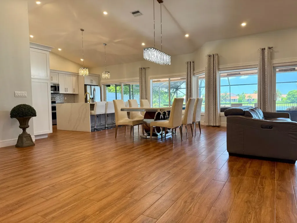 20725 Waters Edge Court Boca Raton FL 33498