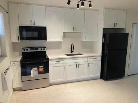 2220 N 19th Avenue Hollywood FL 33020