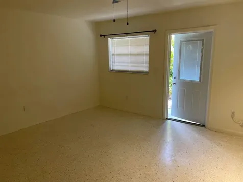 2220 N 19th Avenue Hollywood FL 33020