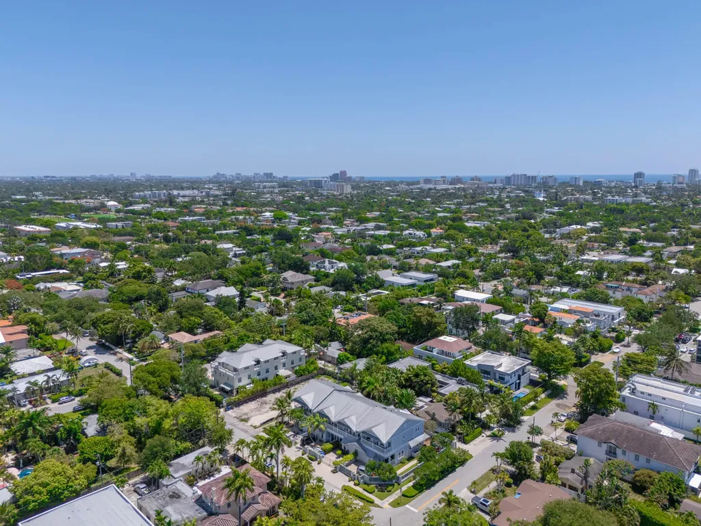 302 NE 11th Avenue Fort Lauderdale FL 33301