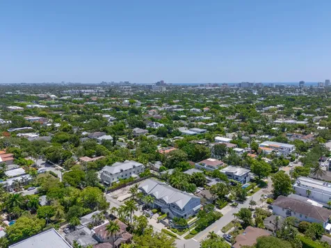 302 NE 11th Avenue Fort Lauderdale FL 33301