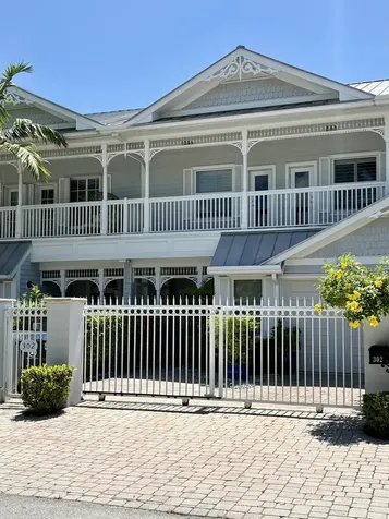 302 NE 11th Avenue Fort Lauderdale FL 33301