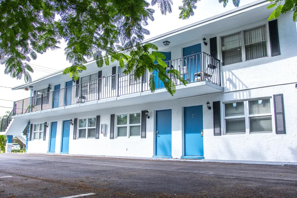 101 NE 4th Street Delray Beach FL 33444