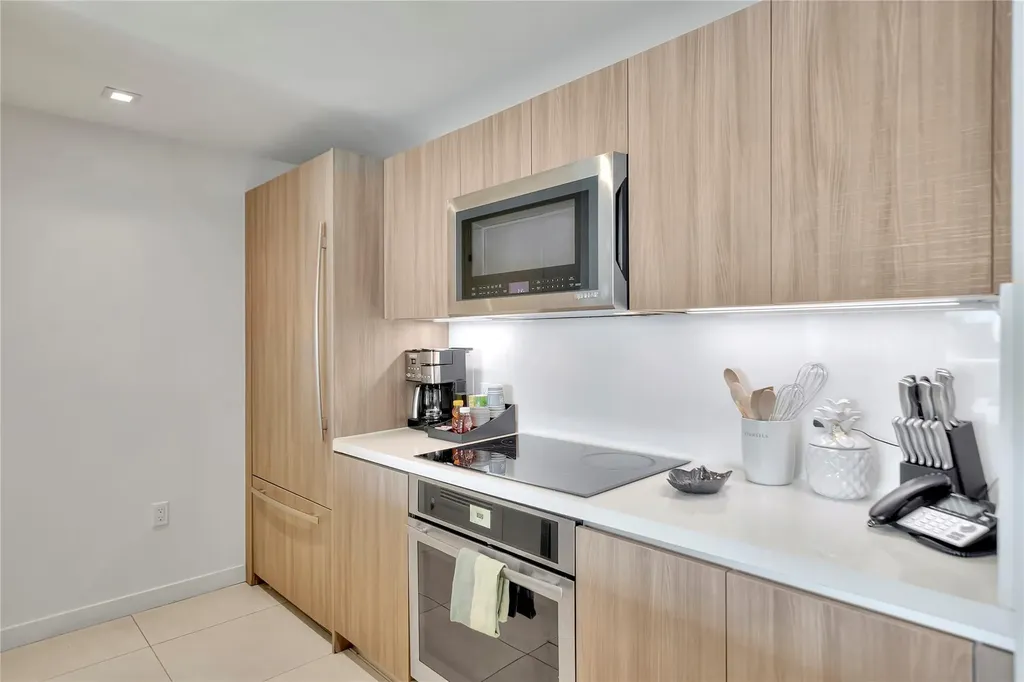 401 N Birch Road Fort Lauderdale FL 33304