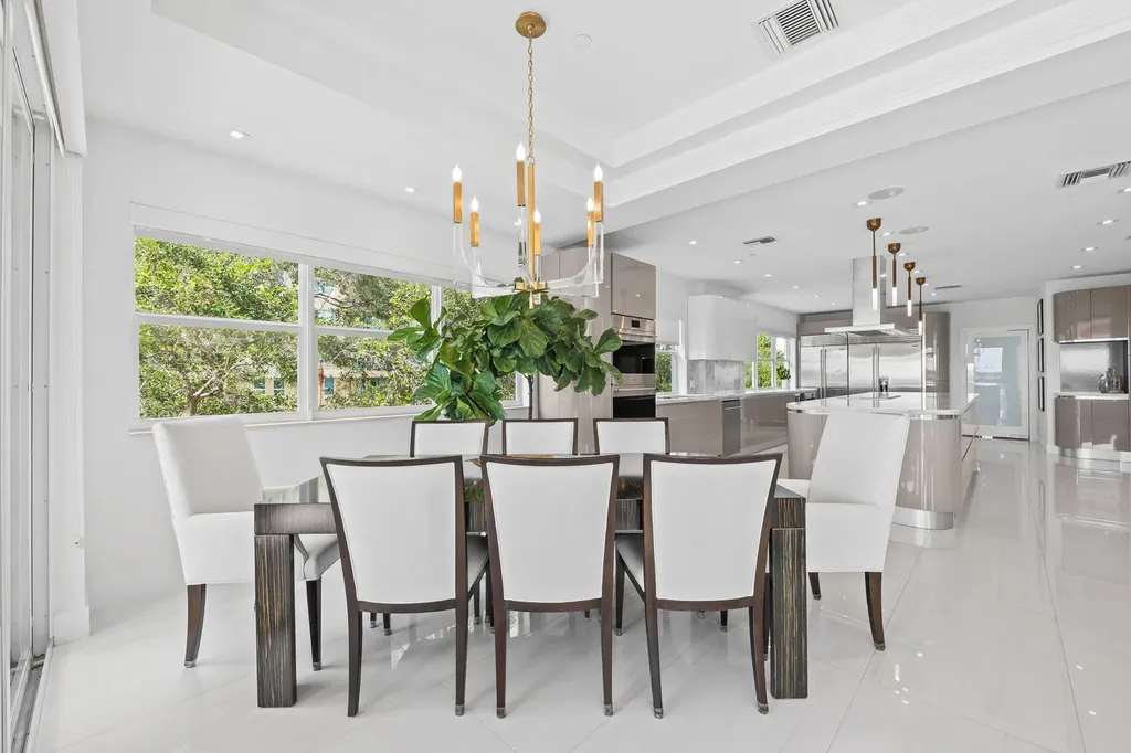 1050 Seminole Drive Fort Lauderdale FL 33304