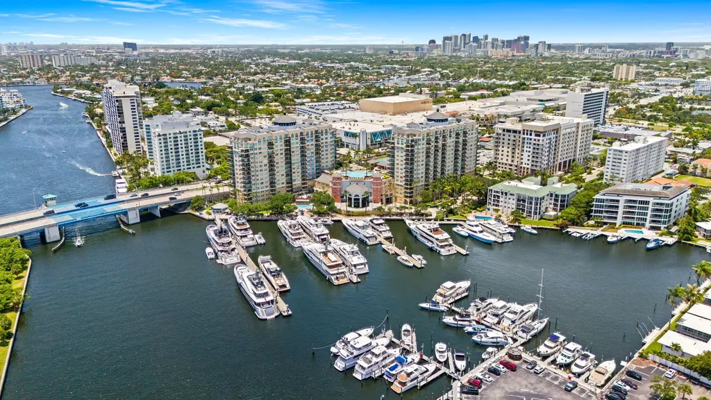 1050 Seminole Drive Fort Lauderdale FL 33304