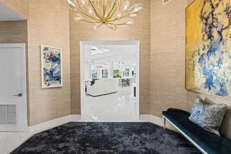 1050 Seminole Drive Fort Lauderdale FL 33304
