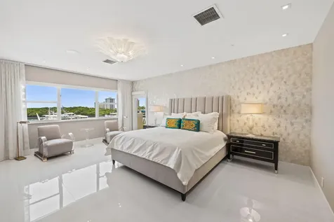 1050 Seminole Drive Fort Lauderdale FL 33304