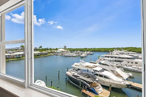 1050 Seminole Drive Fort Lauderdale FL 33304