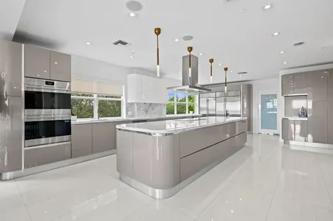 1050 Seminole Drive Fort Lauderdale FL 33304