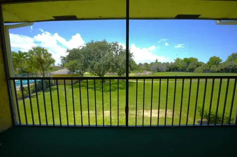 1523 Meadows Circle W Boynton Beach FL 33436