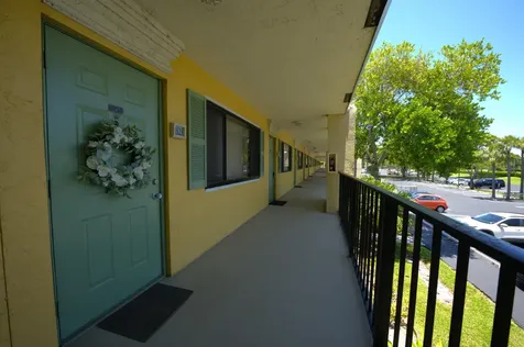 1523 Meadows Circle W Boynton Beach FL 33436