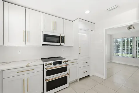 1430 NW 73rd Avenue NW Plantation FL 33313