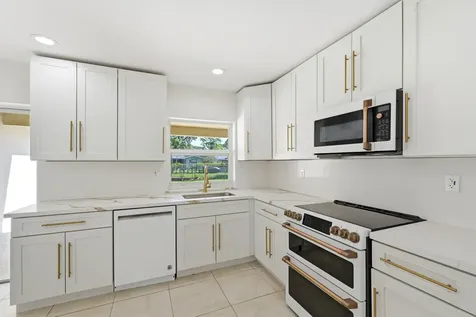 1430 NW 73rd Avenue NW Plantation FL 33313