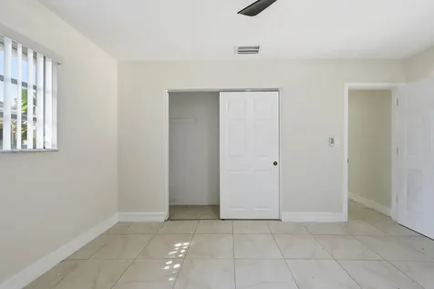 1430 NW 73rd Avenue NW Plantation FL 33313