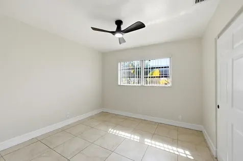 1430 NW 73rd Avenue NW Plantation FL 33313