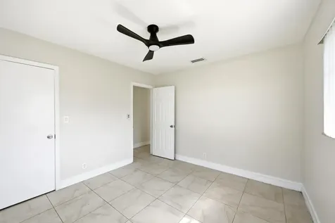 1430 NW 73rd Avenue NW Plantation FL 33313