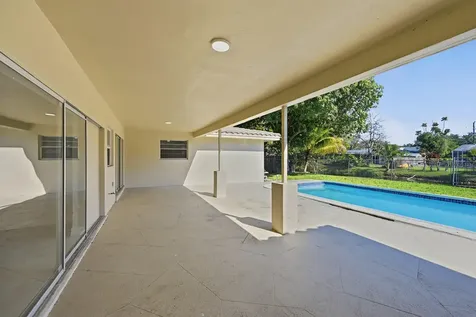 1430 NW 73rd Avenue NW Plantation FL 33313