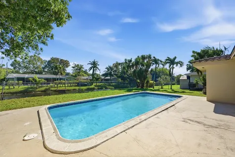 1430 NW 73rd Avenue NW Plantation FL 33313