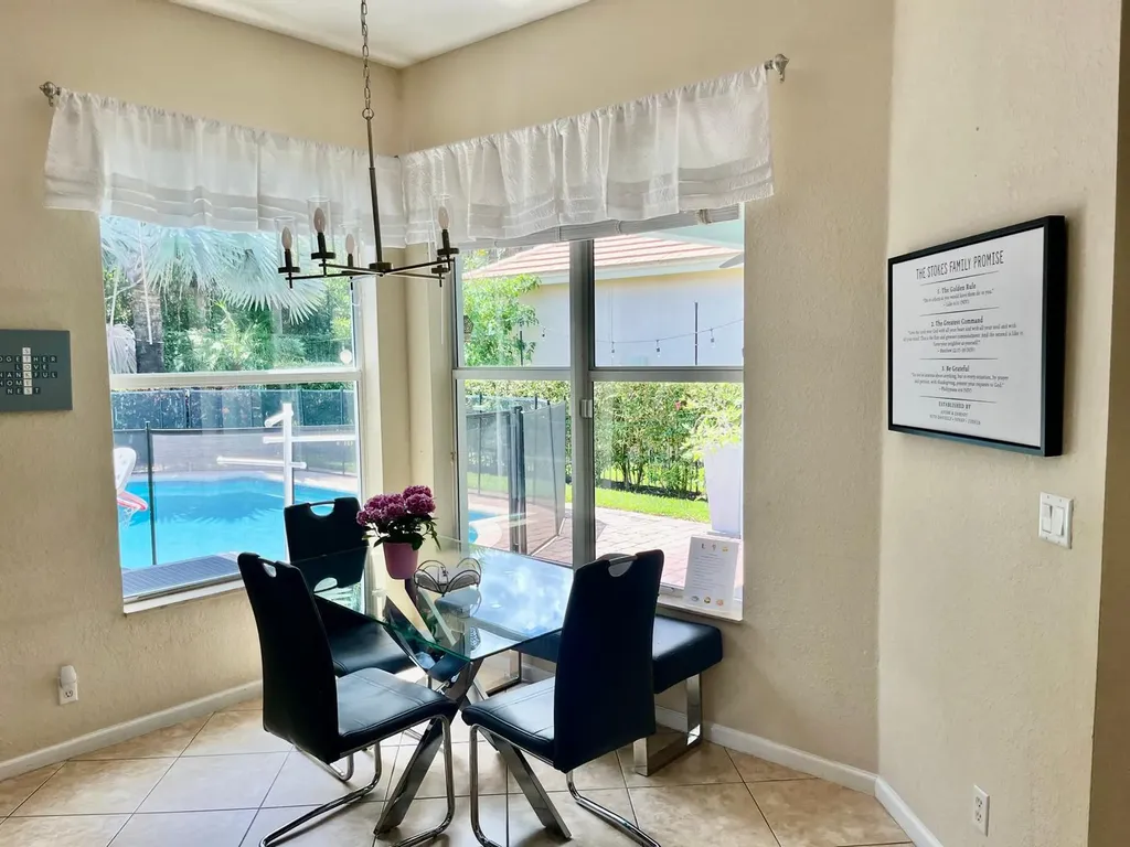 127 Palm Beach Plantation Boulevard West Palm Beach FL 33411