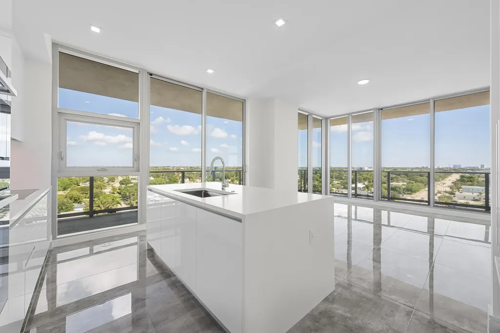 220 Lake Shore Drive Lake Park FL 33403