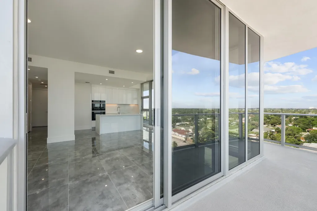 220 Lake Shore Drive Lake Park FL 33403