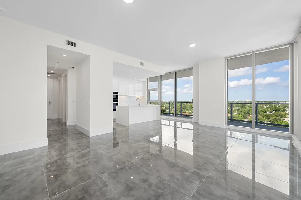 220 Lake Shore Drive Lake Park FL 33403