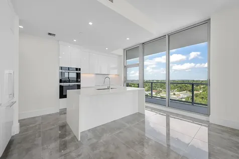 220 Lake Shore Drive Lake Park FL 33403