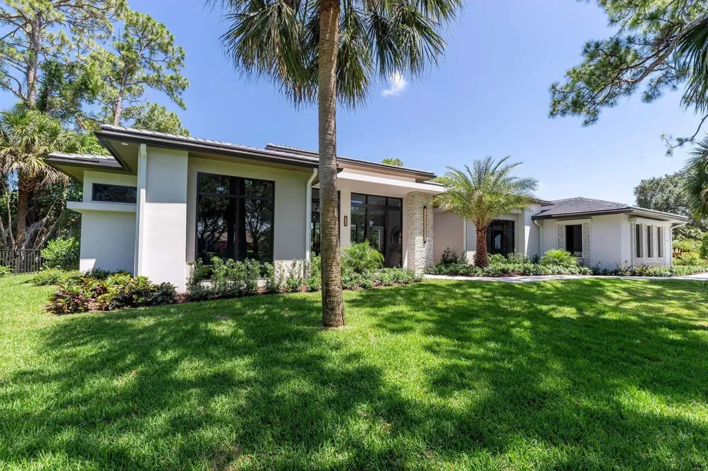 5382 Sea Biscuit Road Palm Beach Gardens FL 33418
