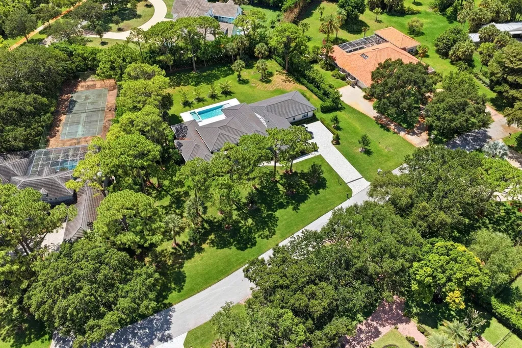 5382 Sea Biscuit Road Palm Beach Gardens FL 33418