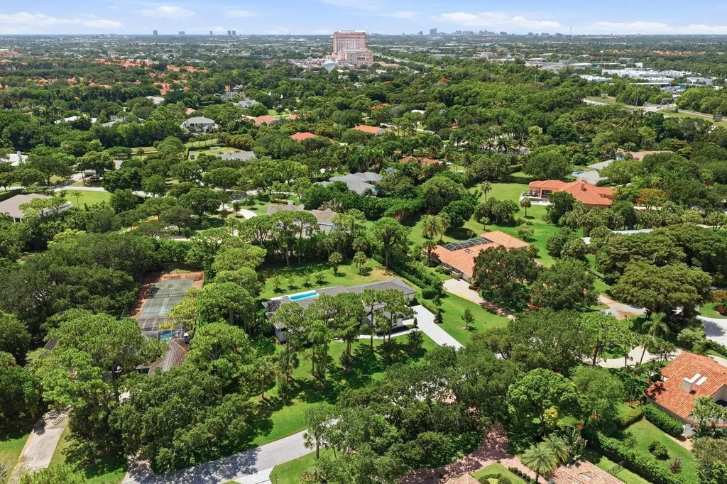 5382 Sea Biscuit Road Palm Beach Gardens FL 33418