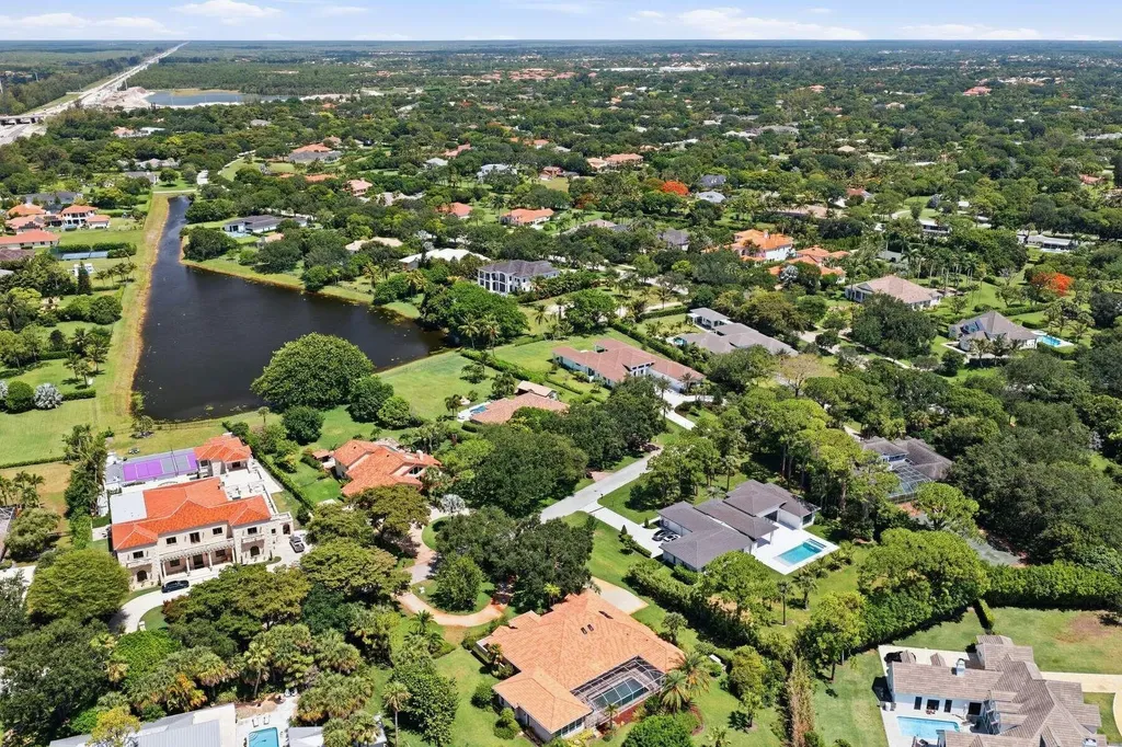 5382 Sea Biscuit Road Palm Beach Gardens FL 33418