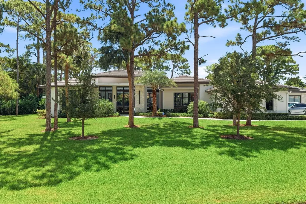 5382 Sea Biscuit Road Palm Beach Gardens FL 33418