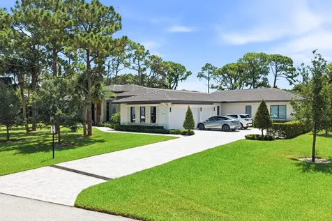 5382 Sea Biscuit Road Palm Beach Gardens FL 33418