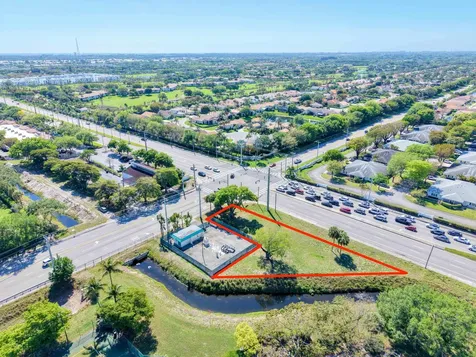 Xxxx Lawrence Road Boynton Beach FL 33436