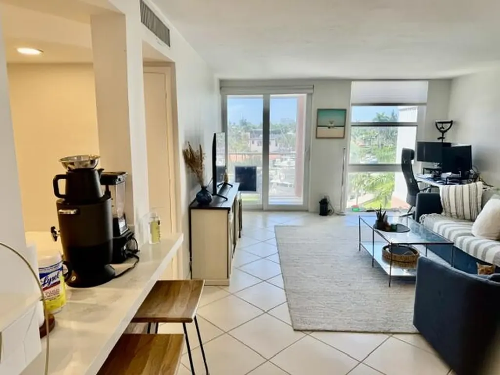 1750 E Las Olas Boulevard Fort Lauderdale FL 33301