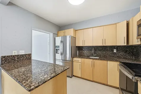 740 E Evanston Circle E Fort Lauderdale FL 33312