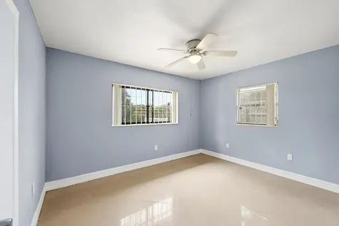 740 E Evanston Circle E Fort Lauderdale FL 33312