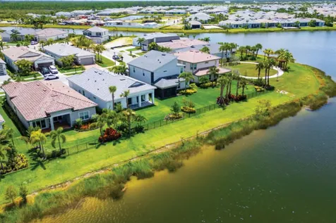 10444 Northbrook Circle Palm Beach Gardens FL 33412