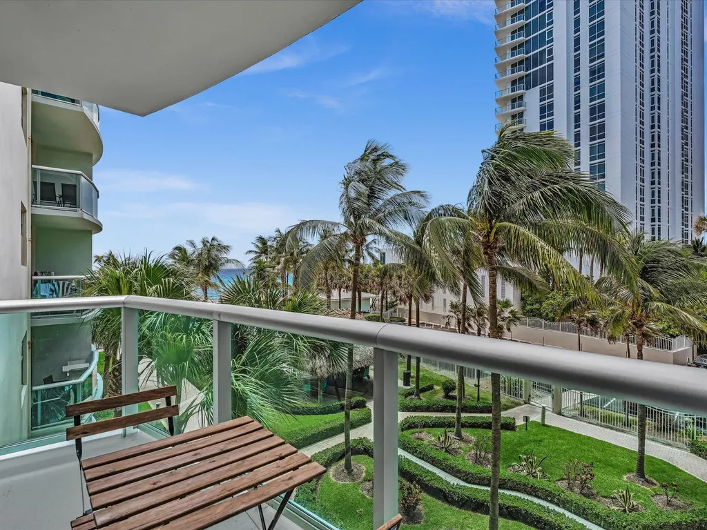 3901 S Ocean Drive Hollywood FL 33019